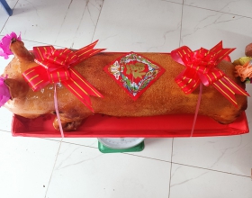 MÓN NGON MỖI NGÀY VỚI MÓN DA HEO QUAY CHẤM TƯƠNG ỚT