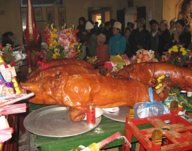 Tại Sao Nên Chọn Heo Quay Trong Các Mâm Cúng?